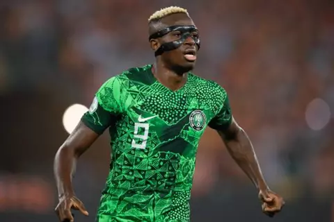 مدرب نيجيريا: ننتظر تشخيص إصابة أوسيمين